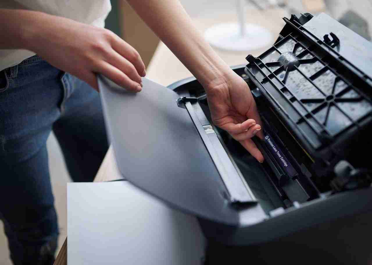 Learn How to Recycle Your Toner Cartridges for a Greener Tomorrow 4 Recycling toner cartridges